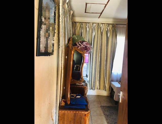 3 BEDROOM HOUSE FOR SALE IN KWAMASHU M